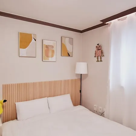 One Minute Stay Ku